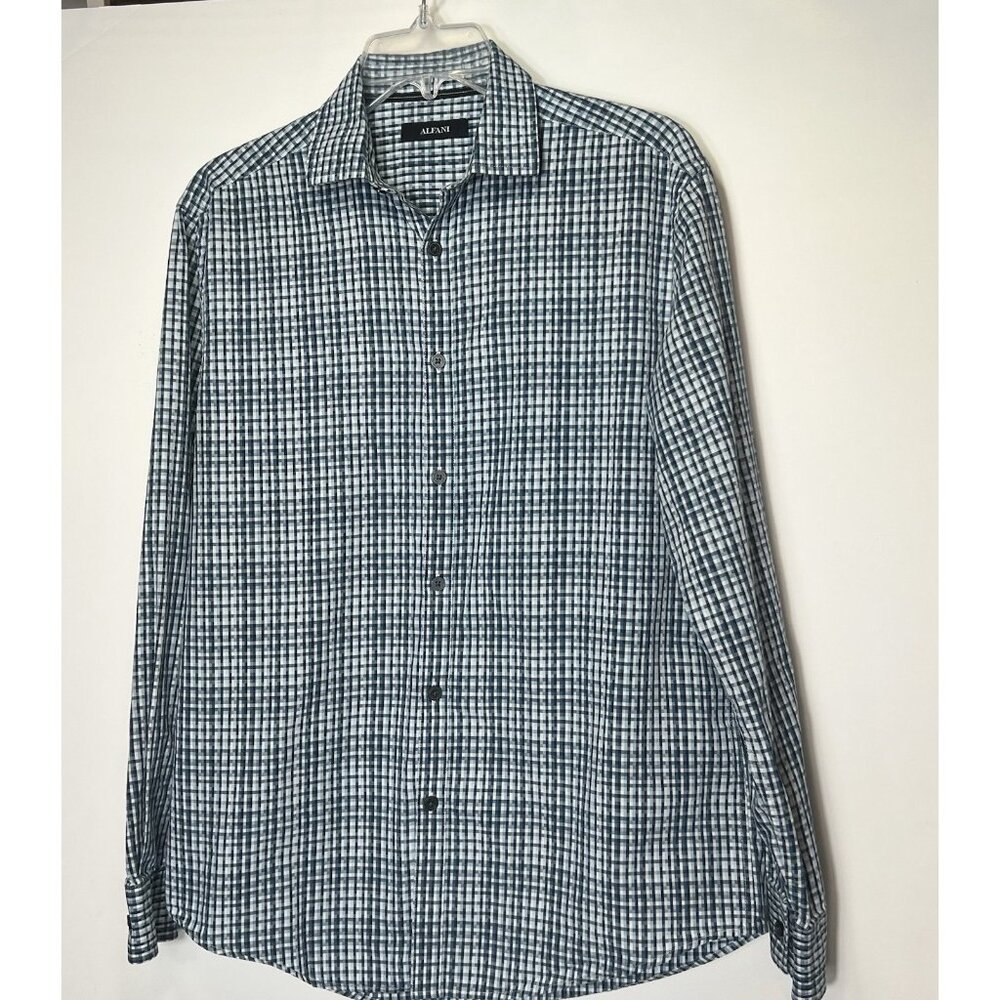 Alfani long sleeve button up‎ shirt men’s size Small Blue / Black / White Plaid